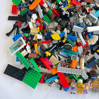 LEGO Fun Pack, Mixed Bag, Approx. 750g includes 6 Minifigures/Minidolls