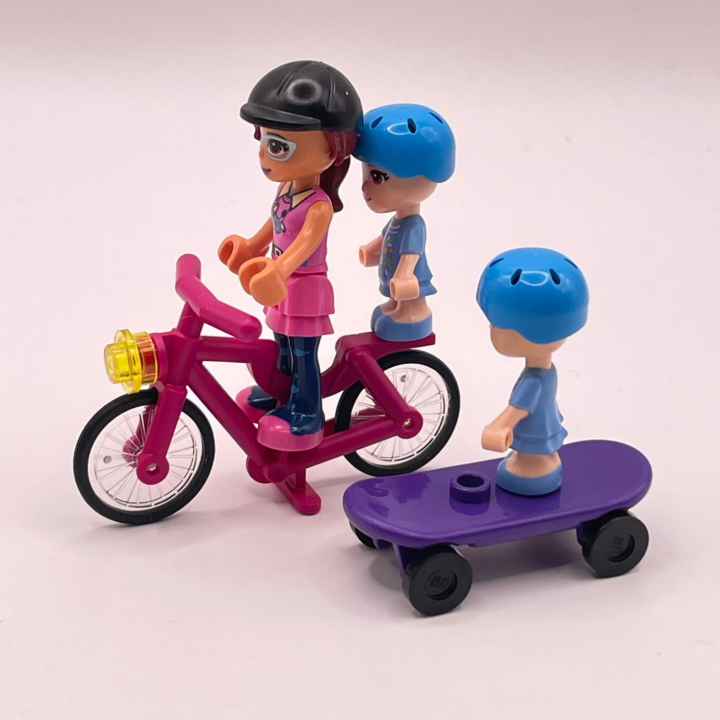 LEGO Family Bike Outing, Twins, Friends, Minidoll (5 Pieces)