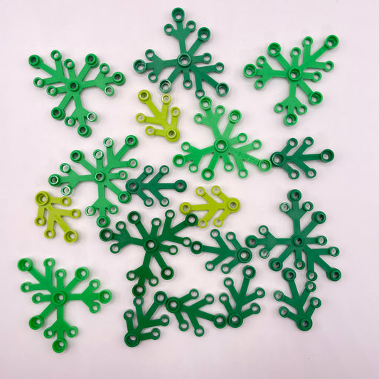 LEGO Leaves, Mixed Green, 18 Pieces