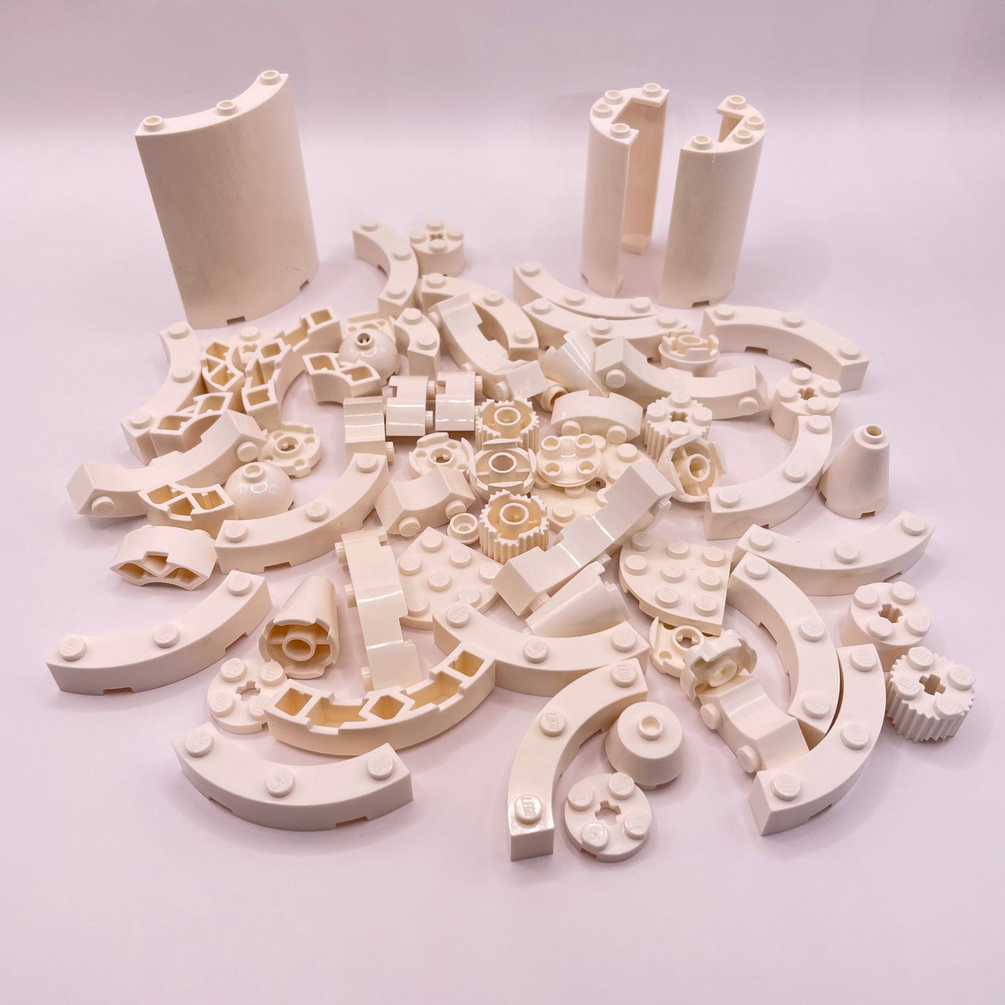 LEGO Round, Panels and Bricks, Mixed, White, Approx. 95g – Brick Cycle