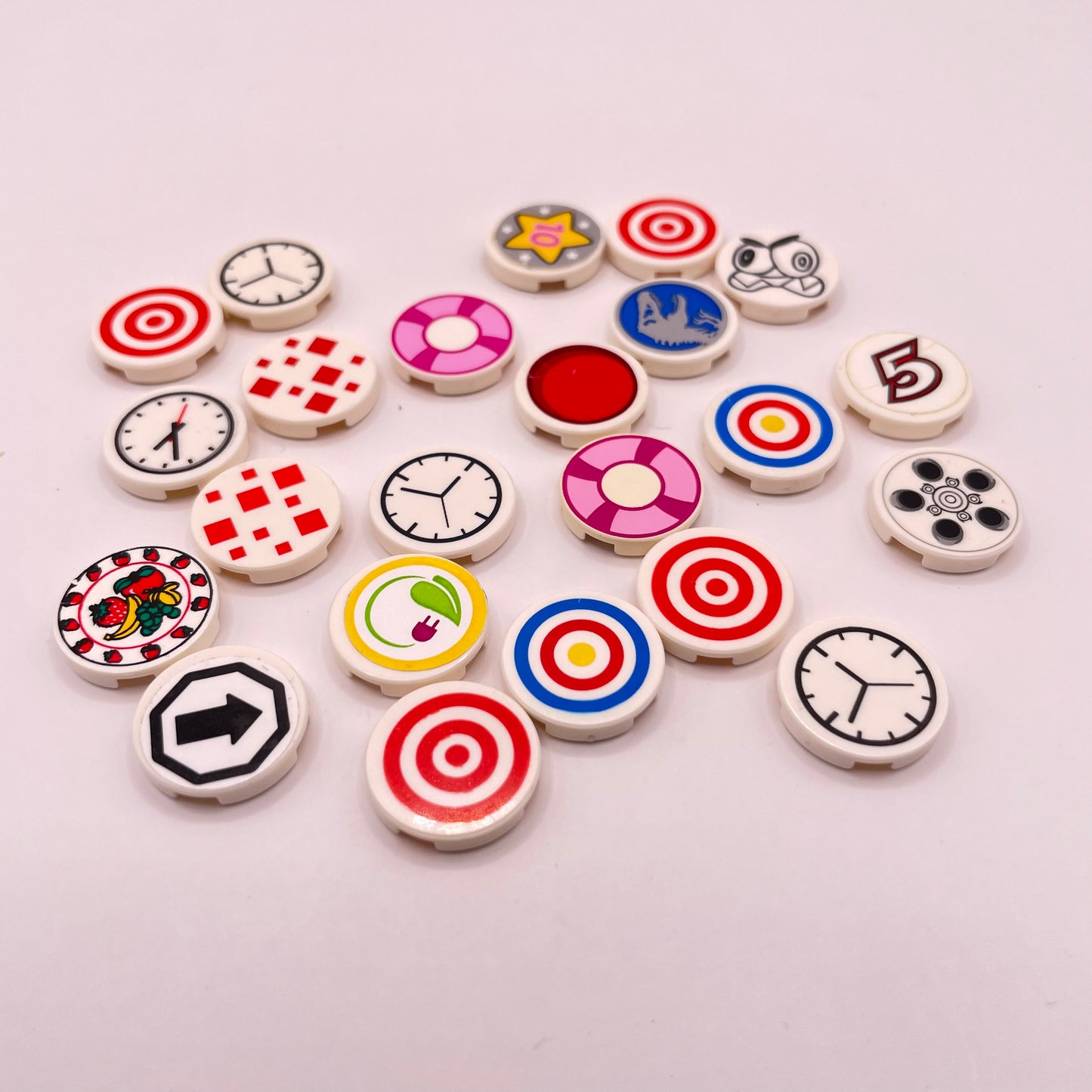 LEGO Prints and Stickers, Round Tiles, White, 22pieces