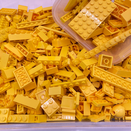 LEGO Random Selection, Yellow, Mixed Bricks, Bulk, Approx. 1kg