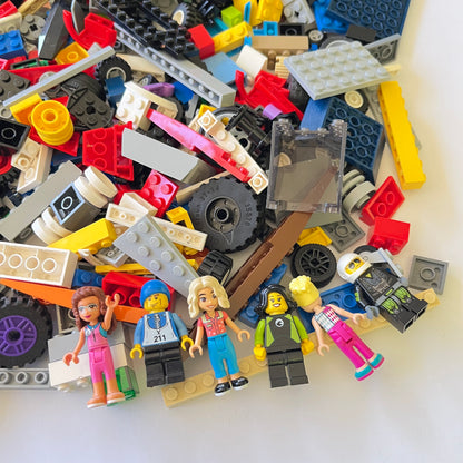 LEGO Fun Pack, Mixed Bag, Approx. 750g includes 6 Minifigures/Minidolls