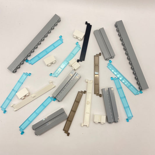 LEGO Roller Door and Bricks, Building, 21 Pieces