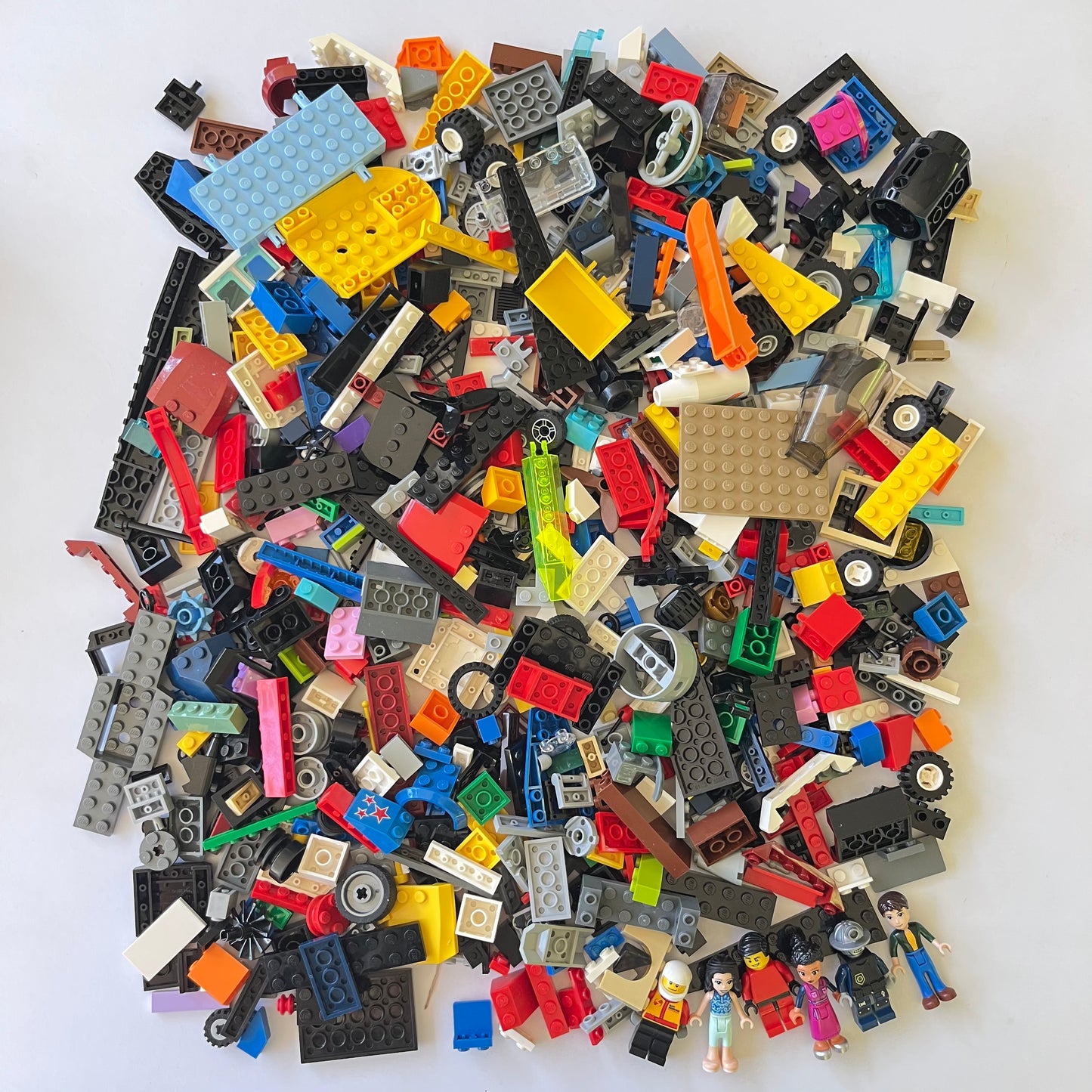 LEGO Fun Pack, Mixed Bag, Approx. 750g includes 6 Minifigures/Minidolls