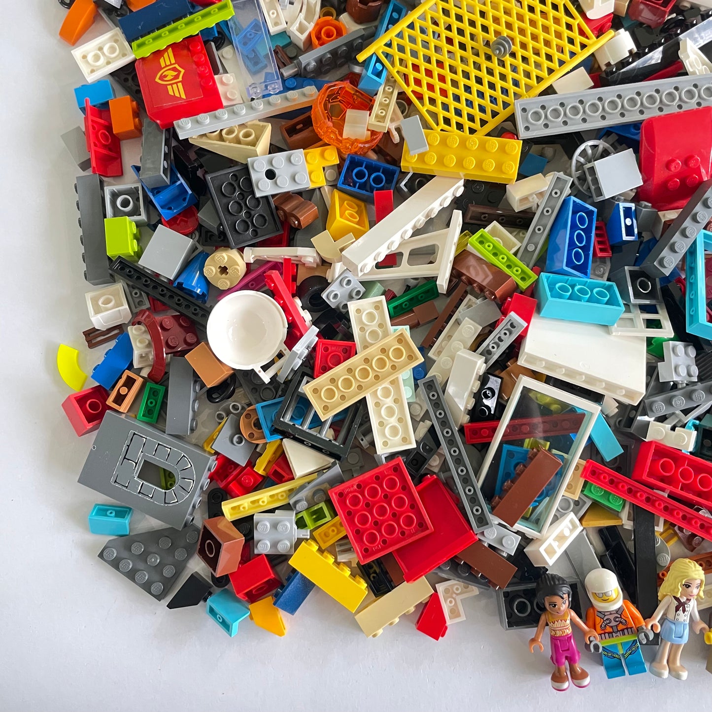 LEGO Fun Pack, Mixed Bag, Approx. 750g includes 6 Minifigures/Minidolls