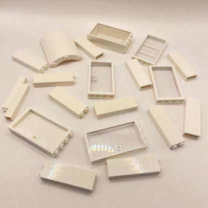 LEGO White, Tall Building, 20 Pieces