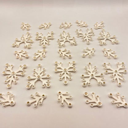 LEGO Plant Leaves, 10 Pieces at 6x5 and 15 Pieces at 4x3, White, Winter Village, Christmas