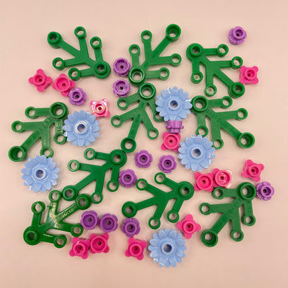 LEGO Mini Christmas Wreath Bundle, Blue Sunflower with Purple and Pink Flowers, 39 Pieces