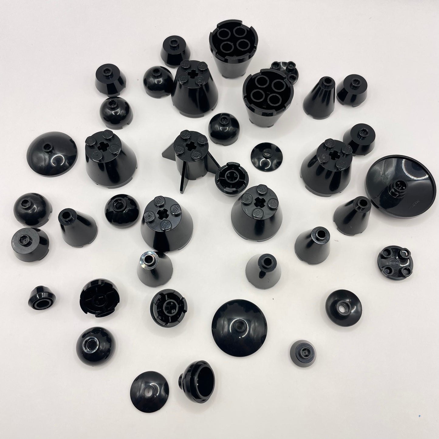LEGO Round Slopes, Black, Approx. 45g