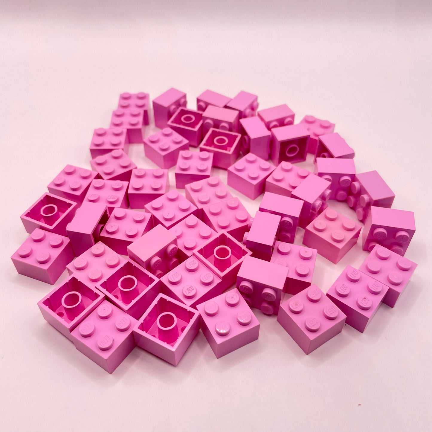 LEGO 2x2 Bricks, Bright Pink, 50 Pieces