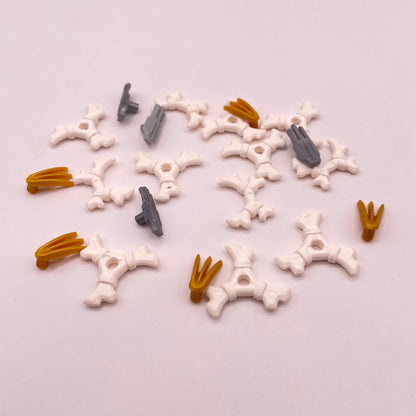 LEGO Claws, Bones, Gear, Animal, Tools, 20 Pieces