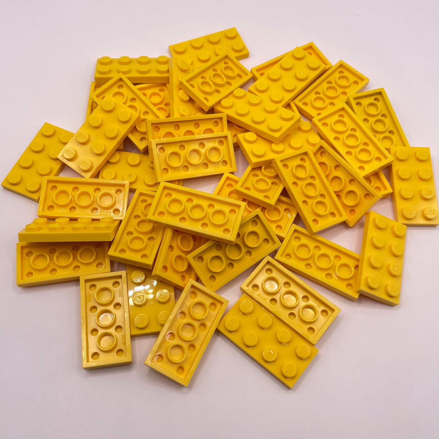 LEGO Plates, 2x4, Yellow, 40 Pieces