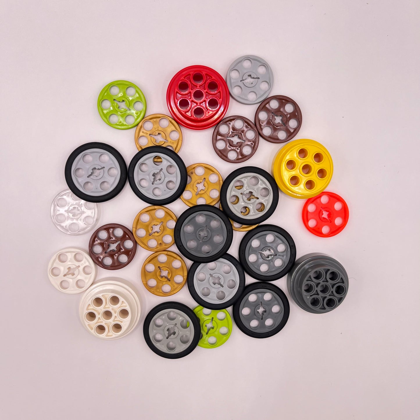LEGO Technic Rounds, Mixed Colours, Vehicle Pieces, Approx. 40g