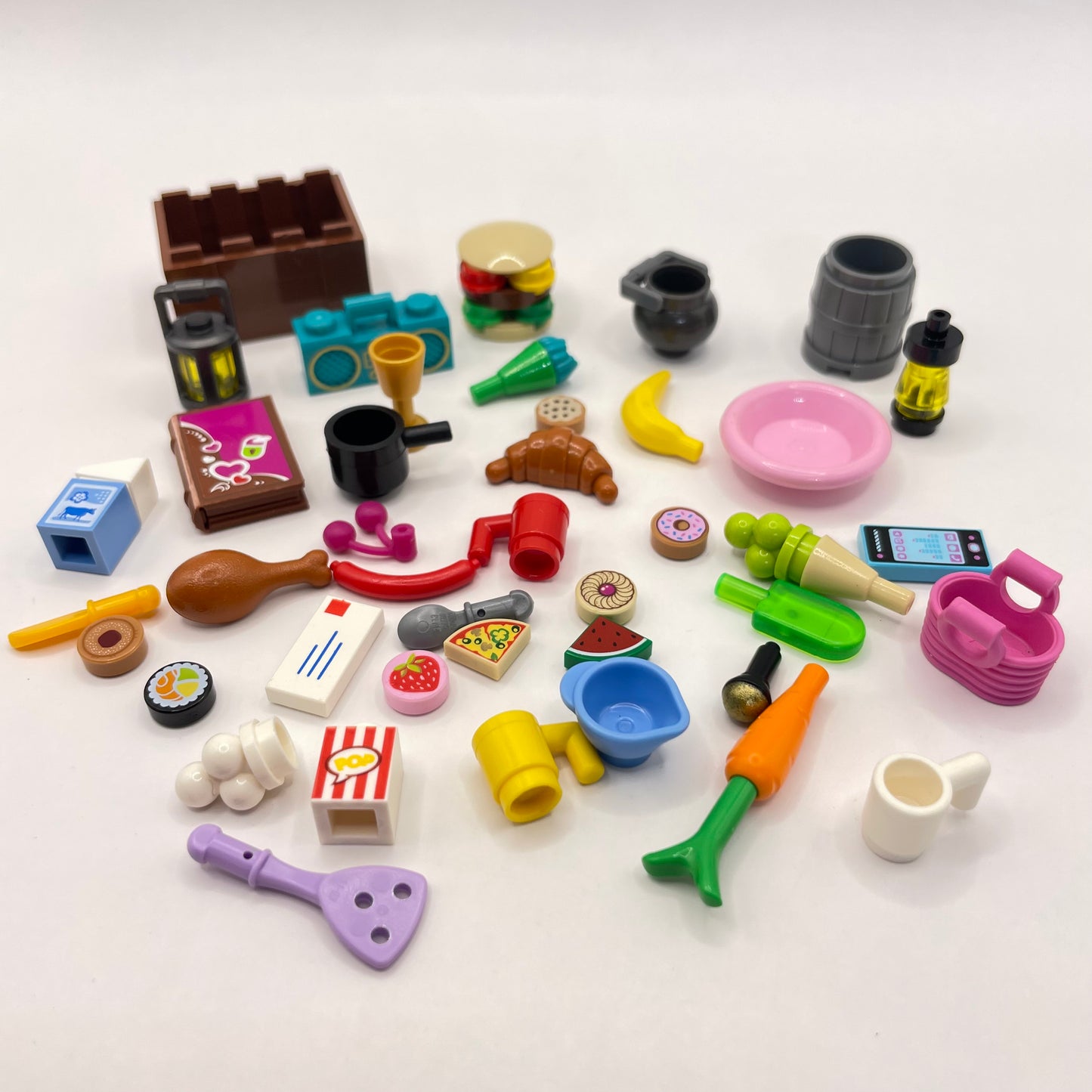 LEGO Food / Kitchen Bundle, Mixed Pieces (40 Pieces)