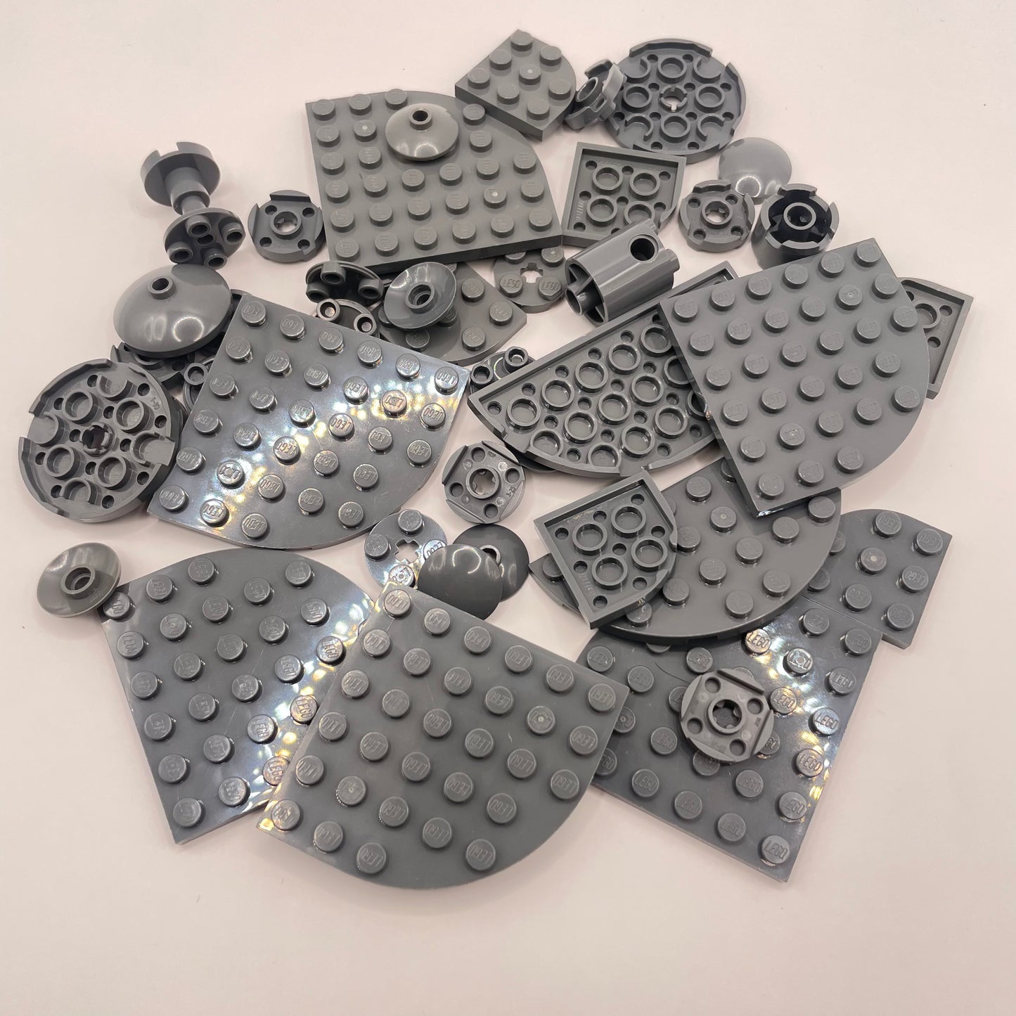 LEGO Round, Dark Bluish Grey, Approx. 55g