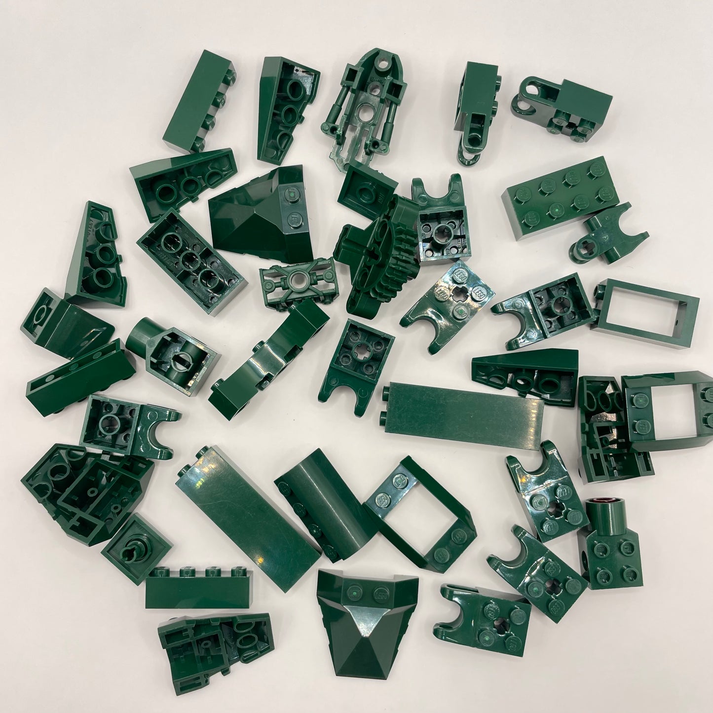 LEGO Mixed Pieces including Bionicle, Dark Green, Approx. 75g