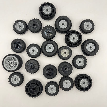 LEGO Medium Wheels, Mixed Sizes, Approx. 200g