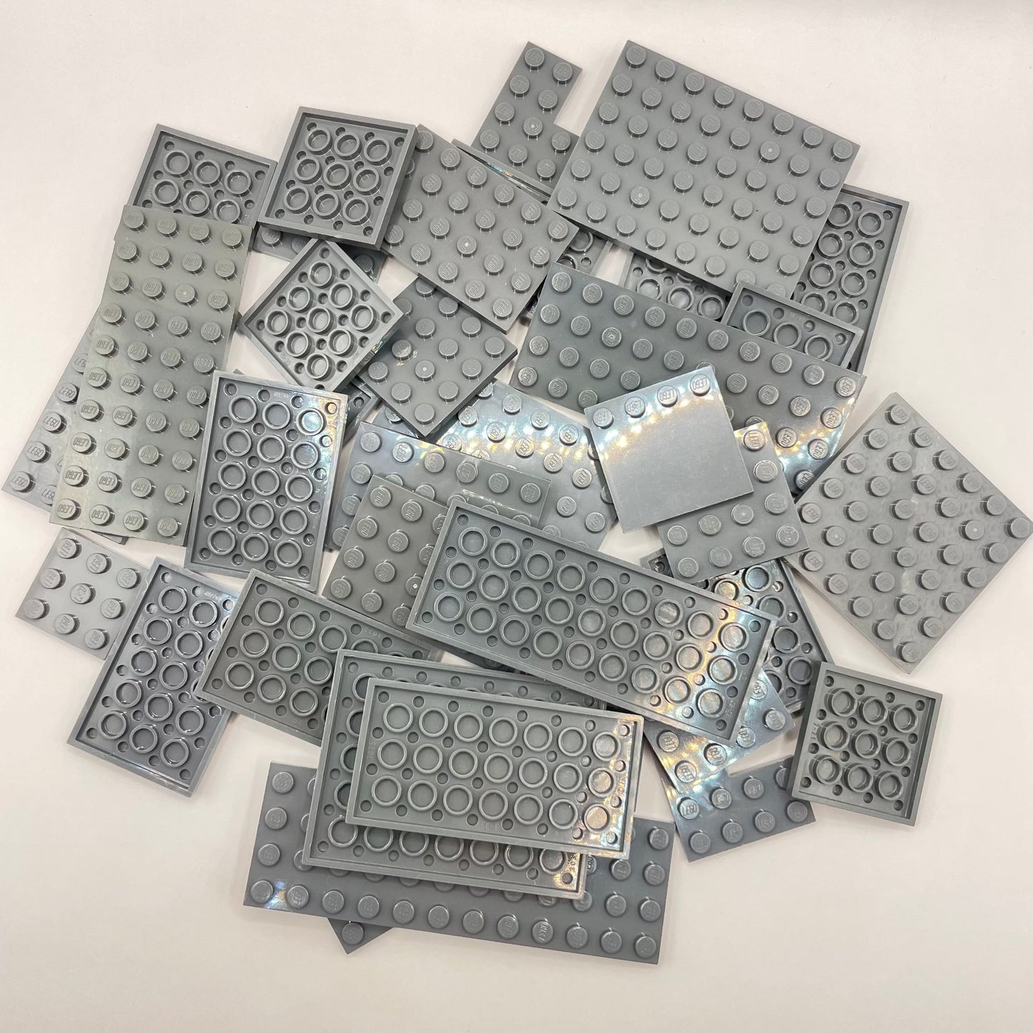 LEGO Dark Bluish Grey, Medium Plates, Approx. 115g