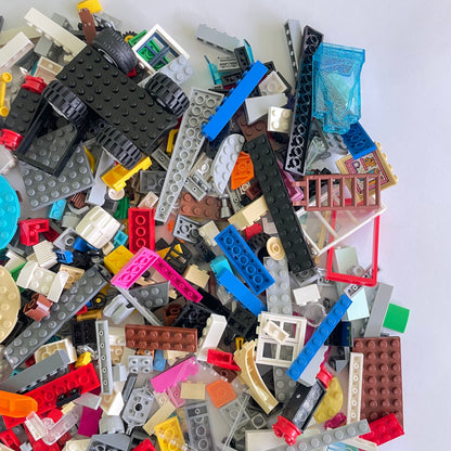 LEGO Fun Pack, Mixed Bag, Approx. 750g includes 6 Minifigures/Minidolls