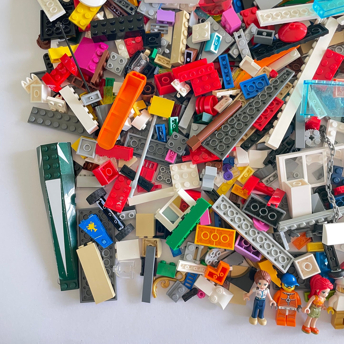 LEGO Fun Pack, Mixed Bag, Approx. 750g includes 6 Minifigures/Minidolls