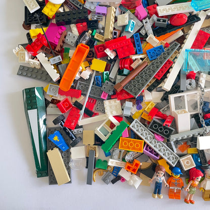 LEGO Fun Pack, Mixed Bag, Approx. 750g includes 6 Minifigures/Minidolls