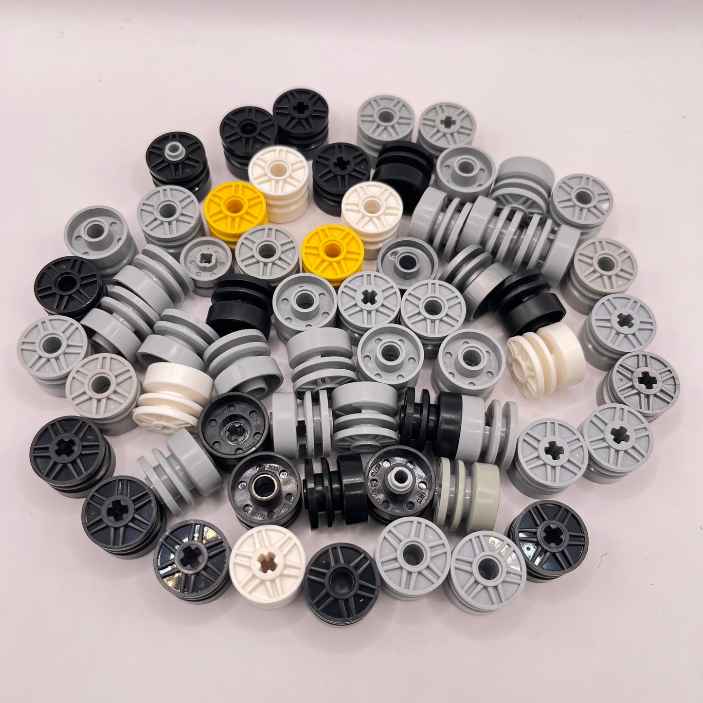 LEGO Small Wheel Hubs, Mixed Colours, Vehicle Pieces, Approx. 110g