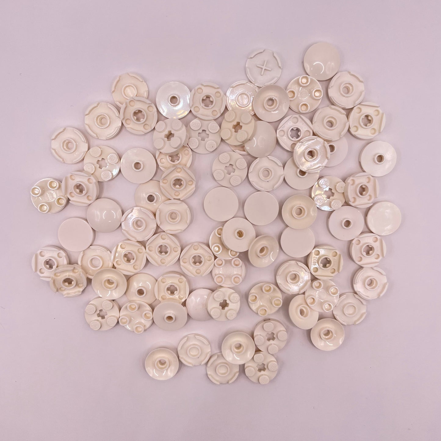LEGO Round, Plates, Tiles and Dishes, White, Approx. 25g