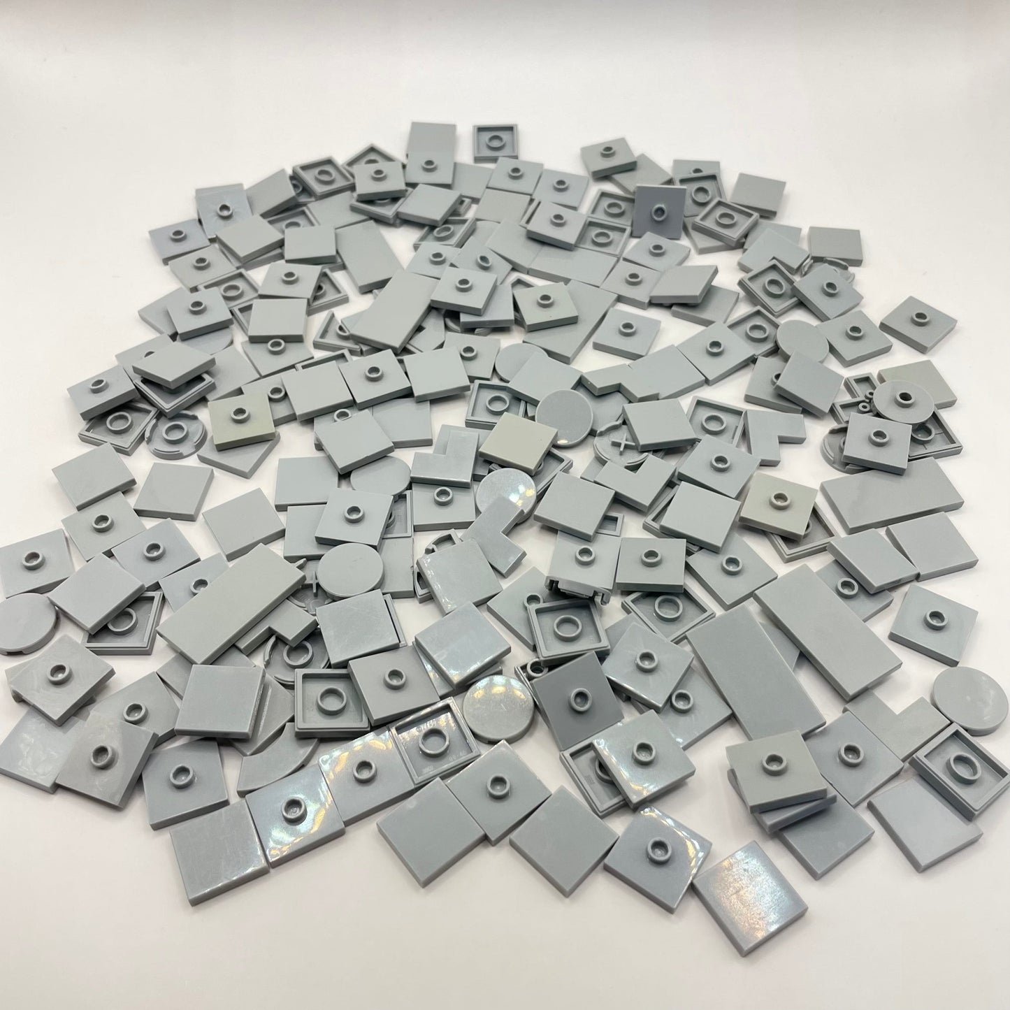 LEGO 2x Tiles / Jumpers, Light Bluish Grey, Approx. 105g