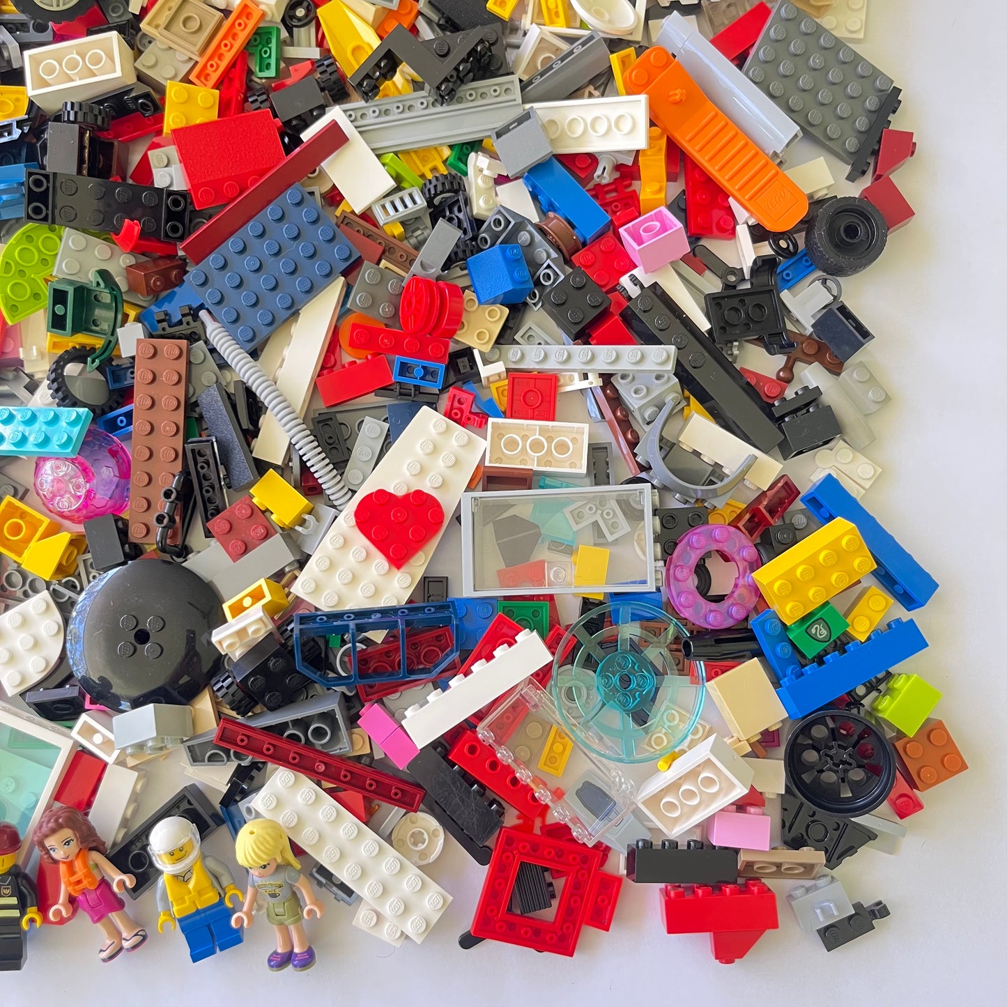 LEGO Fun Pack, Mixed Bag, Approx. 750g includes 6 Minifigures/Minidolls