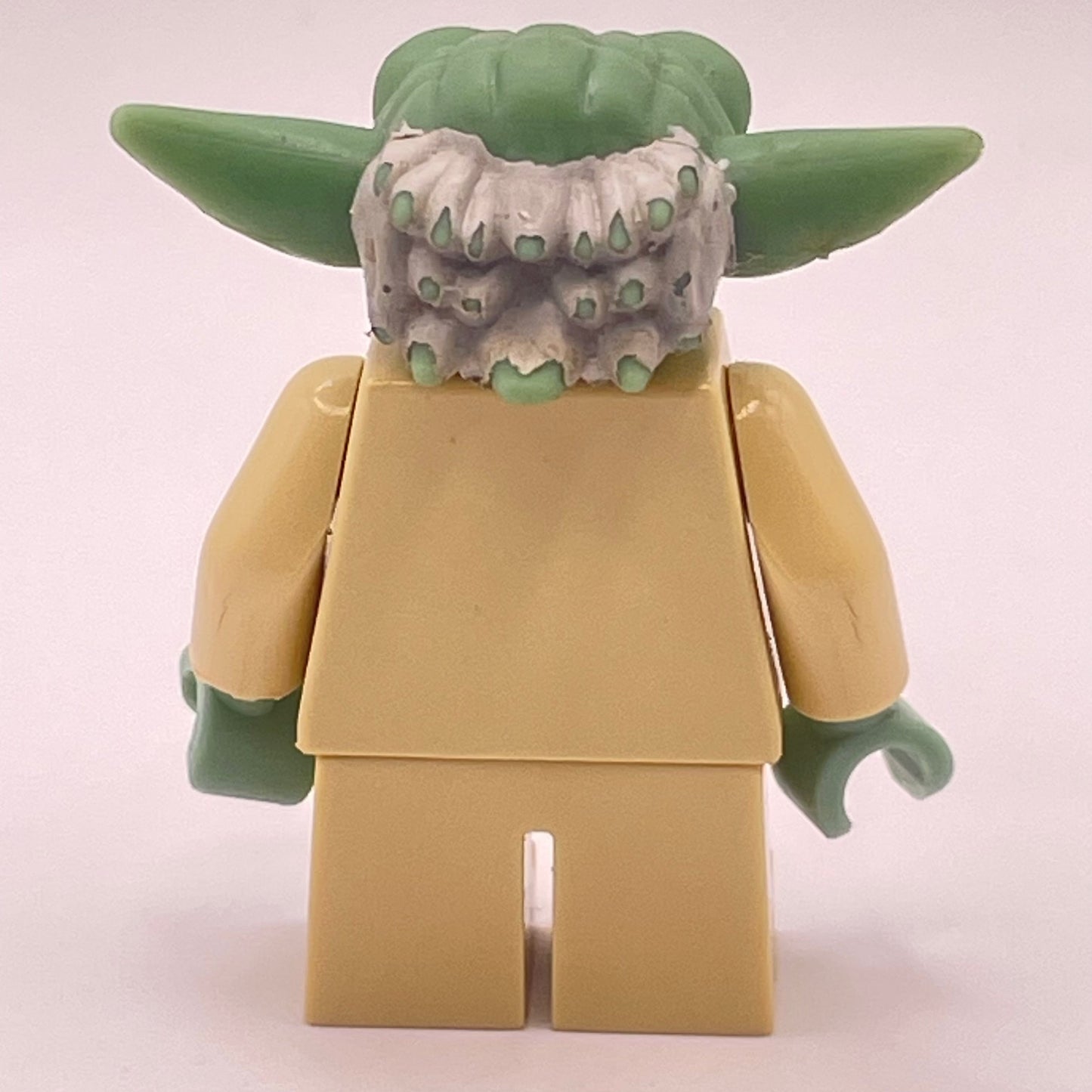 LEGO Yoda - Clone Wars, Light Bluish Grey Hair, Star Wars Minifigure (sw0219) - Worn Hair, Torso Crack