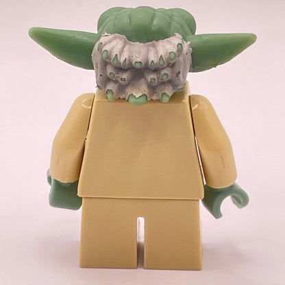 LEGO Yoda - Clone Wars, Light Bluish Grey Hair, Star Wars Minifigure (sw0219) - Worn Hair, Torso Crack