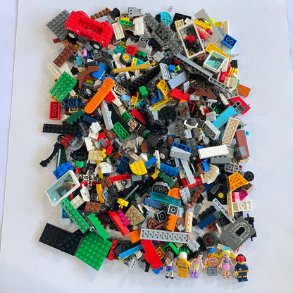 LEGO Fun Pack, Mixed Bag, Approx. 750g includes 6 Minifigures/Minidolls