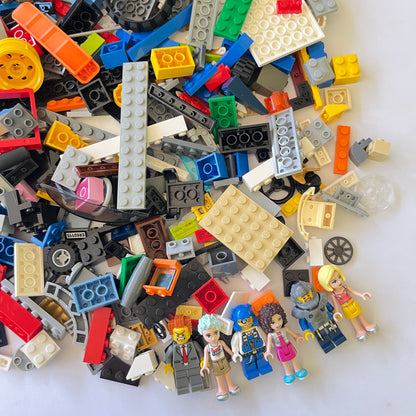 LEGO Fun Pack, Mixed Bag, Approx. 750g includes 6 Minifigures/Minidolls