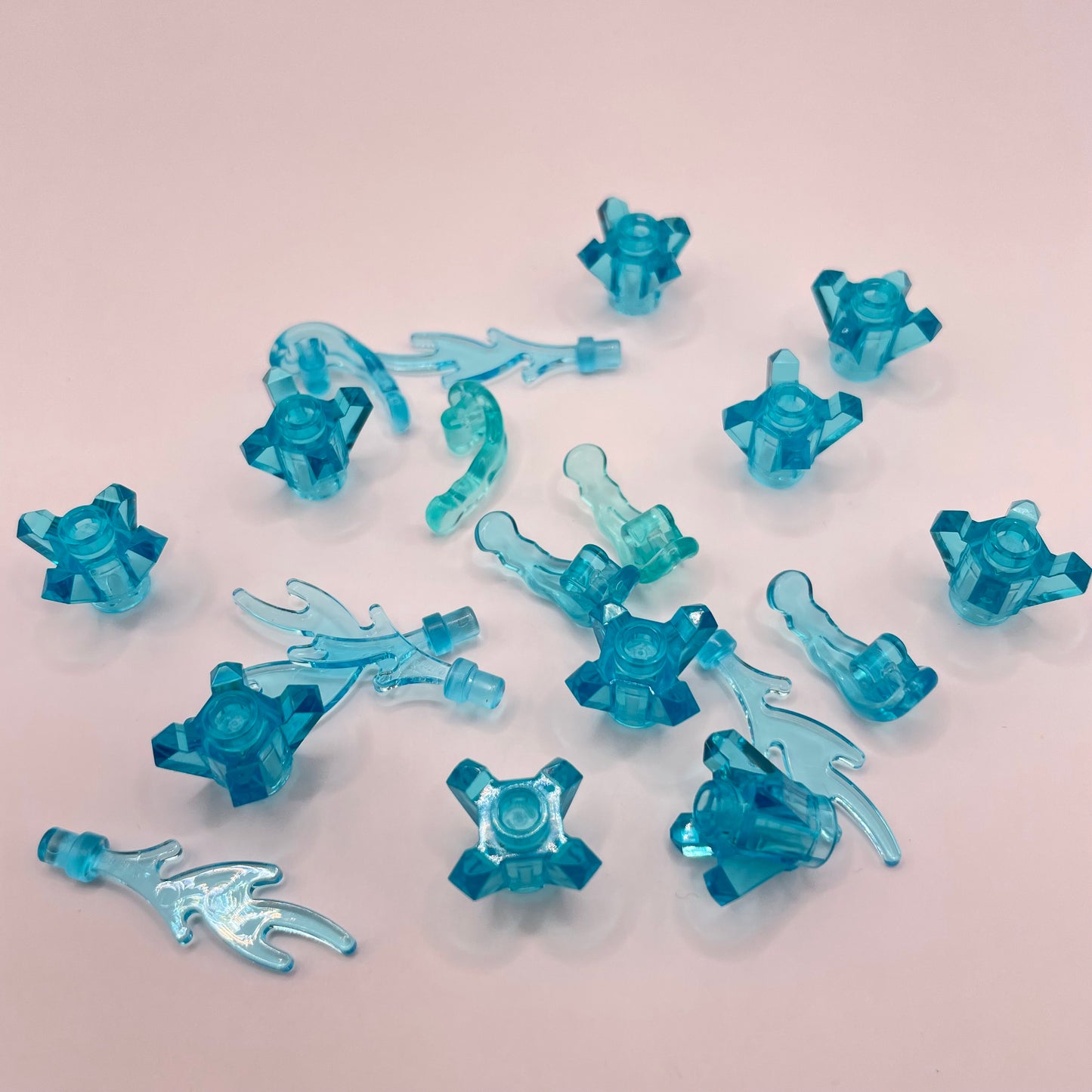 LEGO Water Energy Effects, Transparent Blue, Mixed Pieces (20 Pieces)