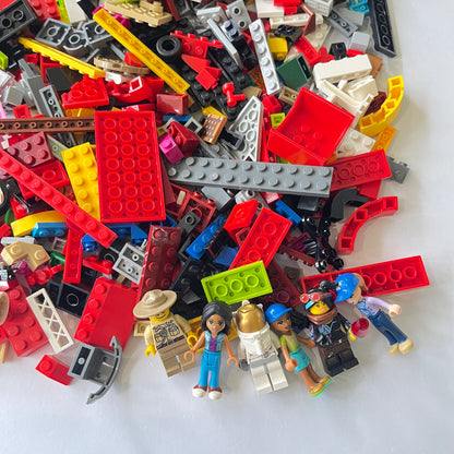 LEGO Fun Pack, Mixed Bag, Approx. 750g includes 6 Minifigures/Minidolls