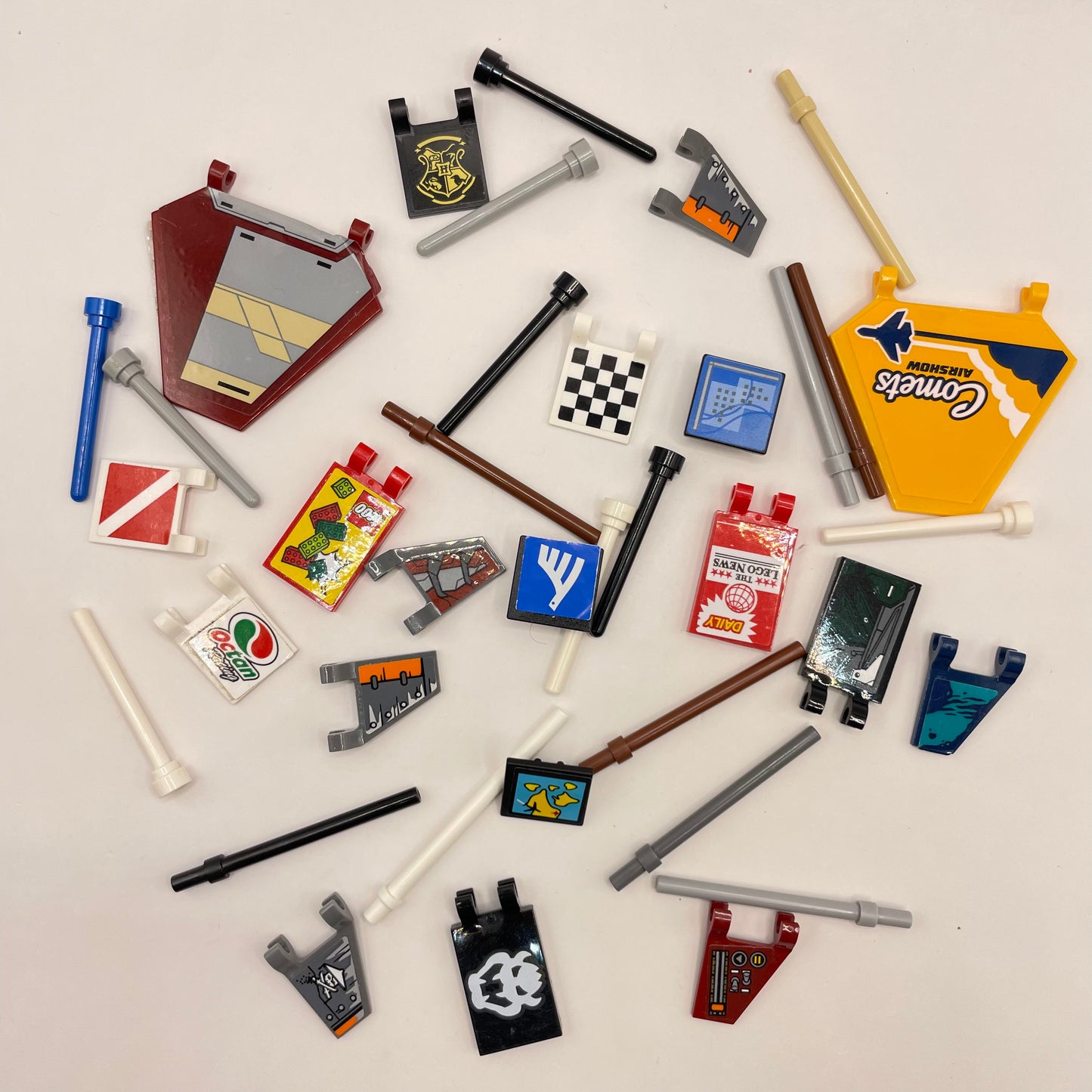 LEGO Mixed Flags / Poles, 36 Pieces