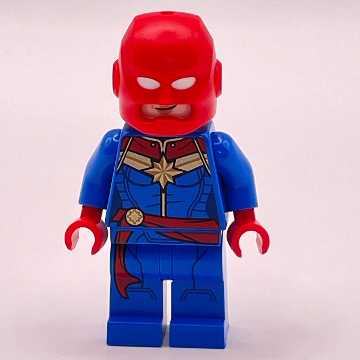 LEGO Captain Marvel - Helmet, Super Heroes, Minifigure (sh0641) Missing Mow Hawk