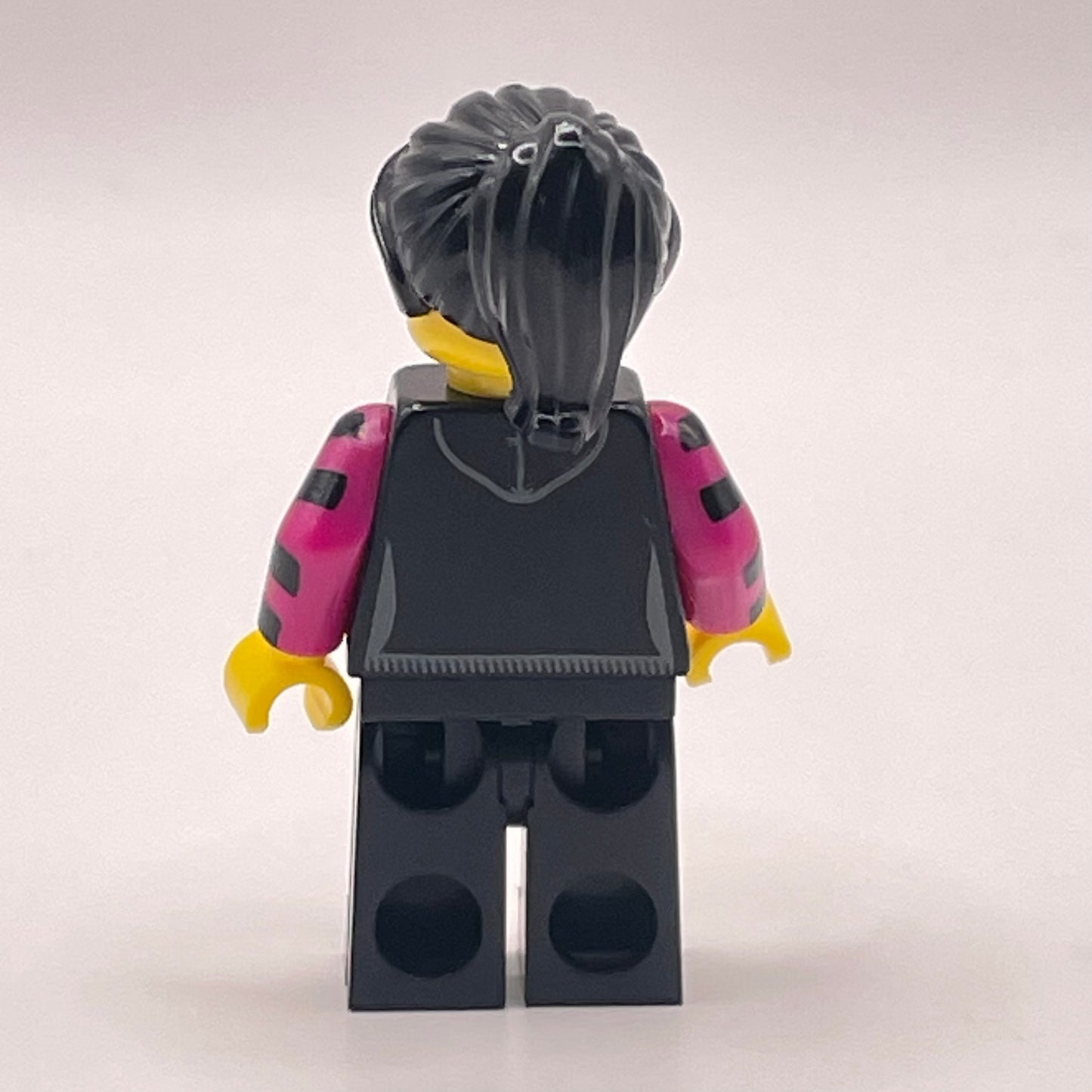 LEGO Skater Girl, Collectible Minifigures Series 6, Minifigure (col092)