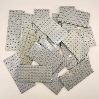 LEGO Medium Plates, Mixed Light Grey, Approx. 190g