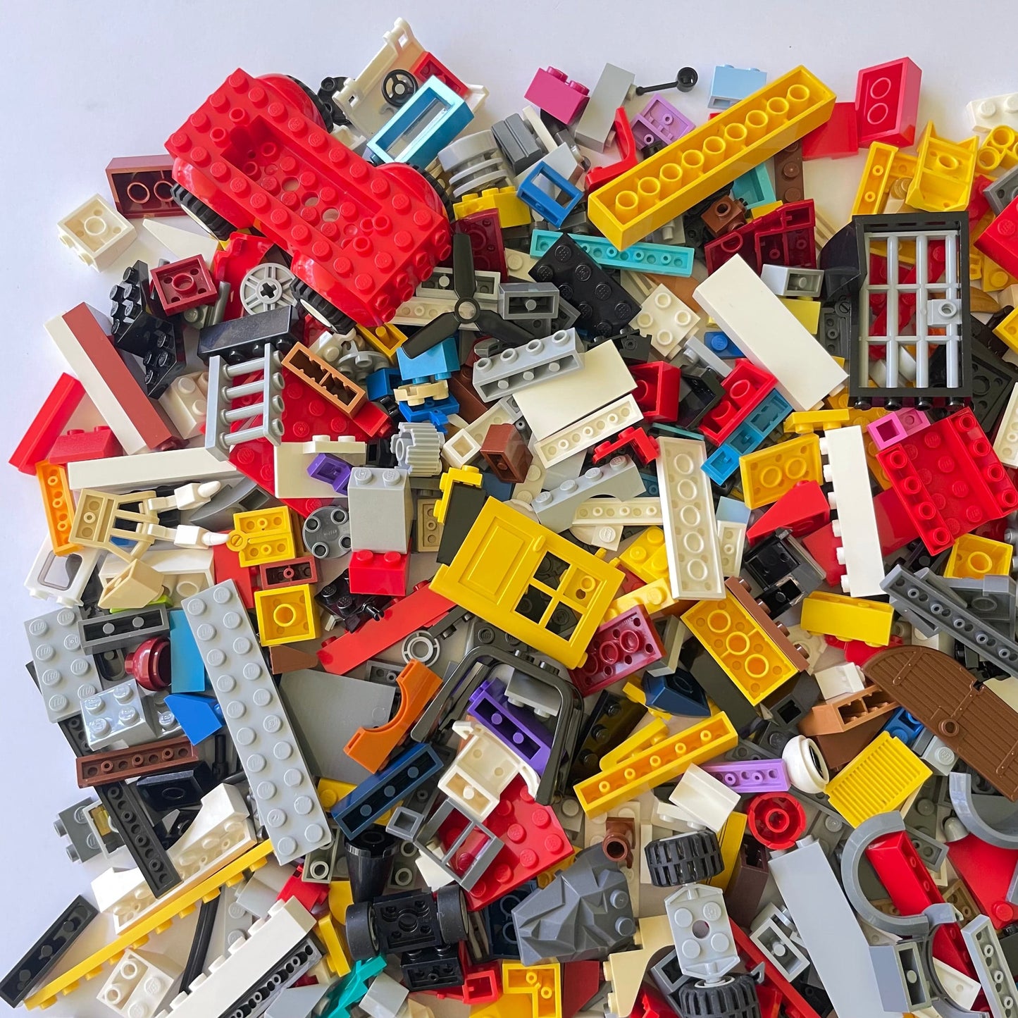 LEGO Fun Pack, Mixed Bag, Approx. 750g includes 6 Minifigures/Minidolls