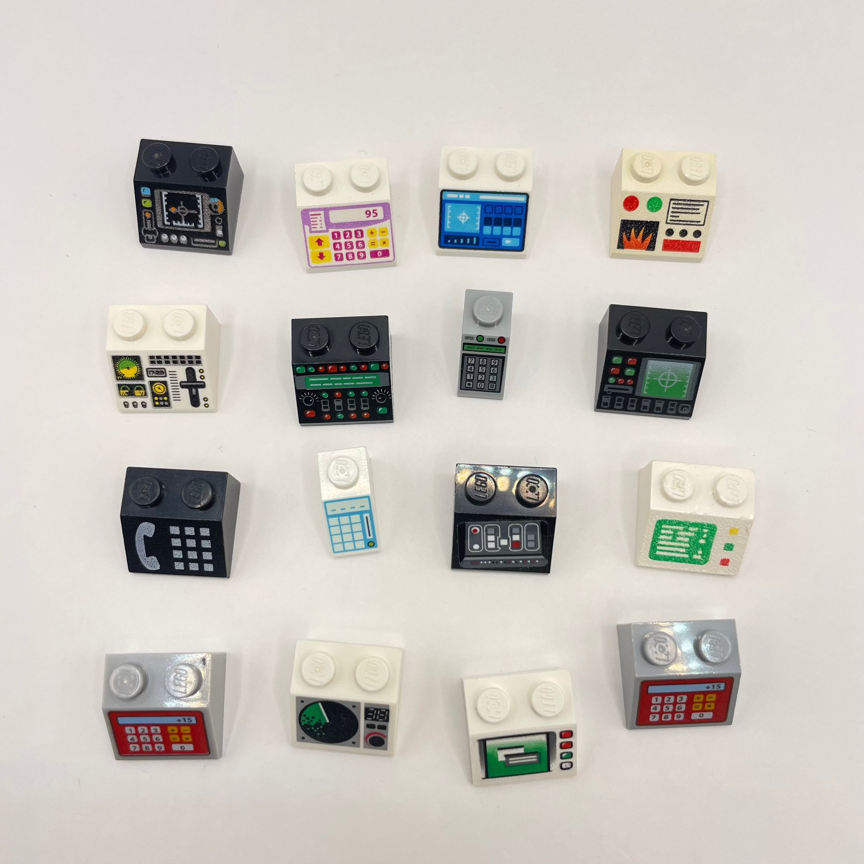 LEGO Prints and Stickers, Computer Screens, 16 Pieces – Brick Cycle