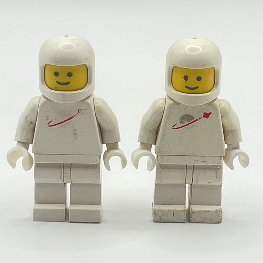 LEGO Classic Space - White, Minifigure (sp006), Set of 2, - Worn, No Air Tanks