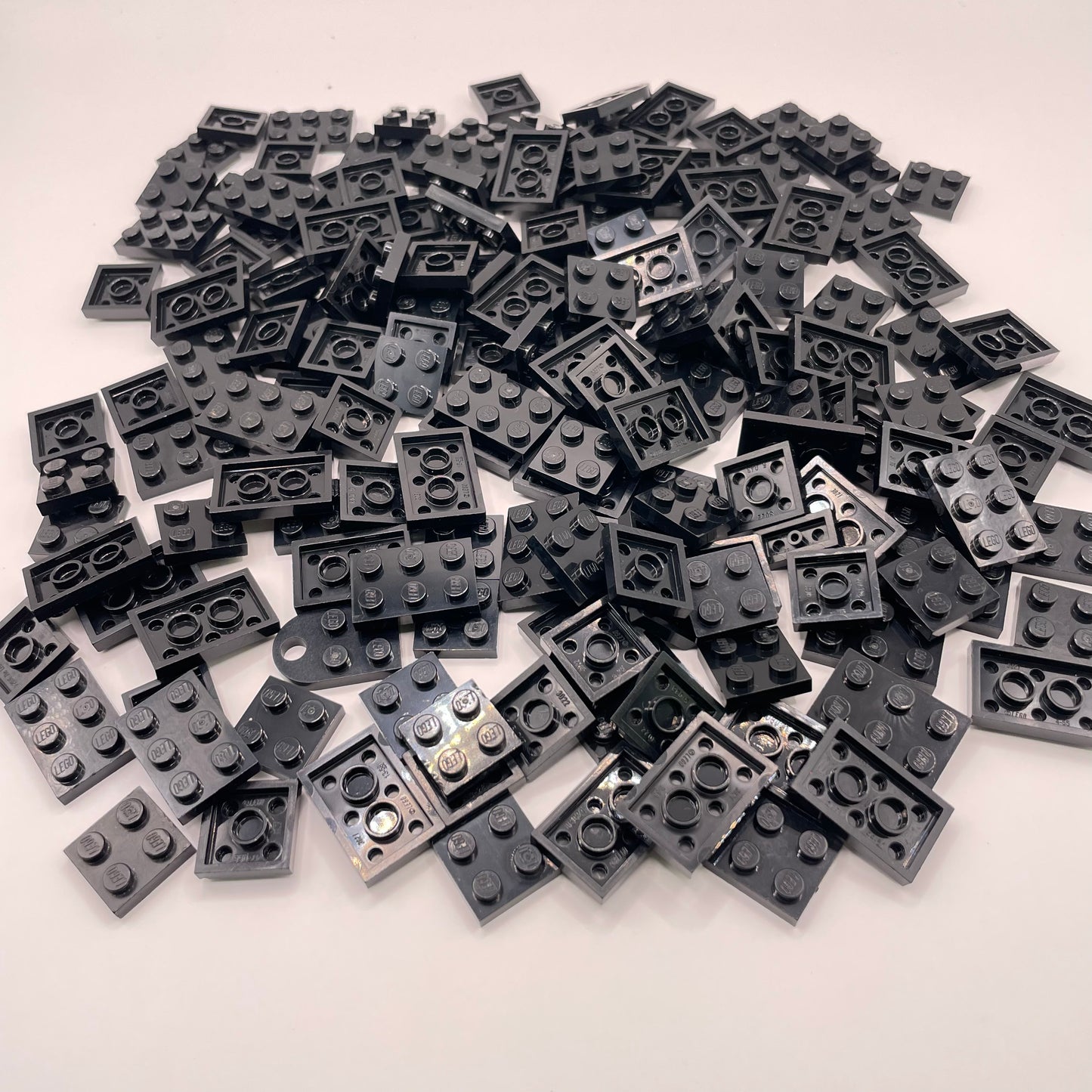 LEGO Small, 2x Plates, Black, Approx. 115g