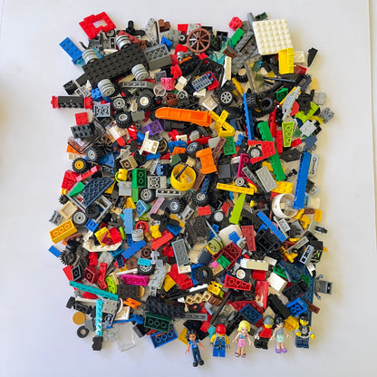 LEGO Fun Pack, Mixed Bag, Approx. 750g includes 6 Minifigures/Minidolls