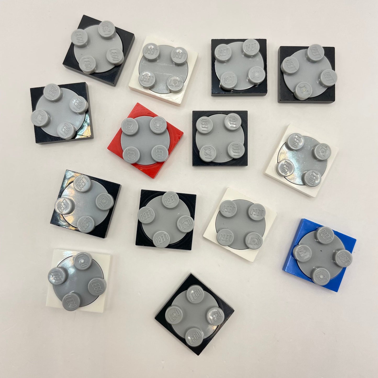 LEGO Plate Small Turntables, Mixed Colours, 14 pieces