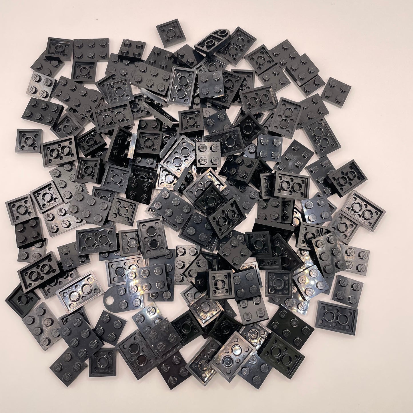 LEGO Small, 2x Plates, Black, Approx. 115g