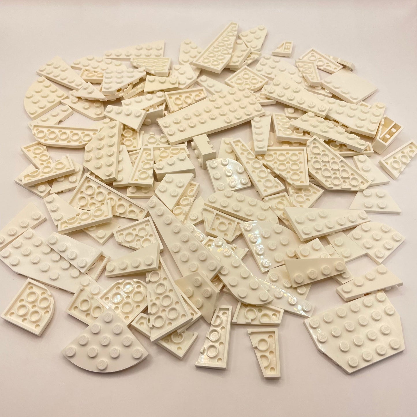 LEGO Wings and Wedges, White, Approx. 140g