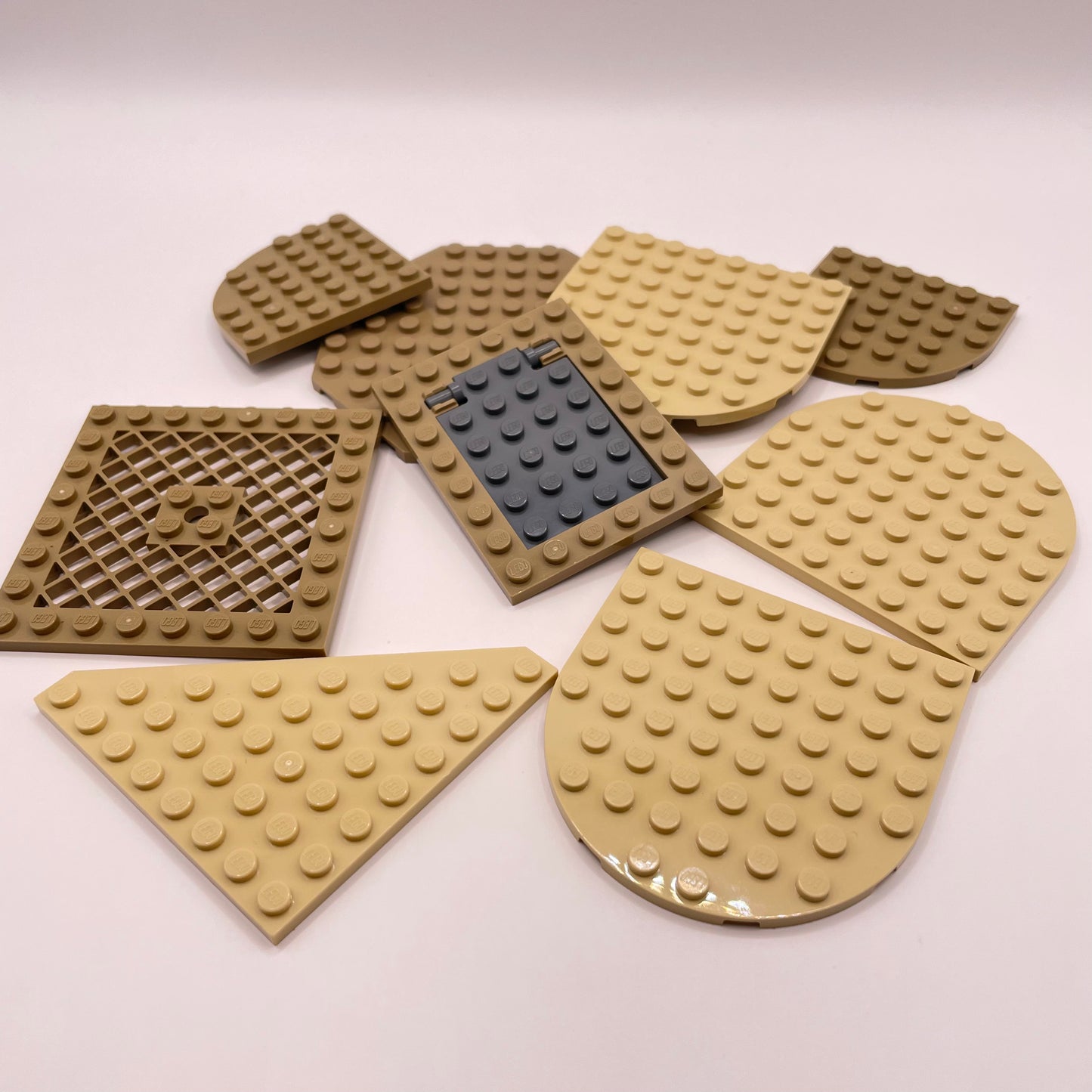 LEGO Medium Plates, Odd Shapes, Mixed Tan, Approx. 60g