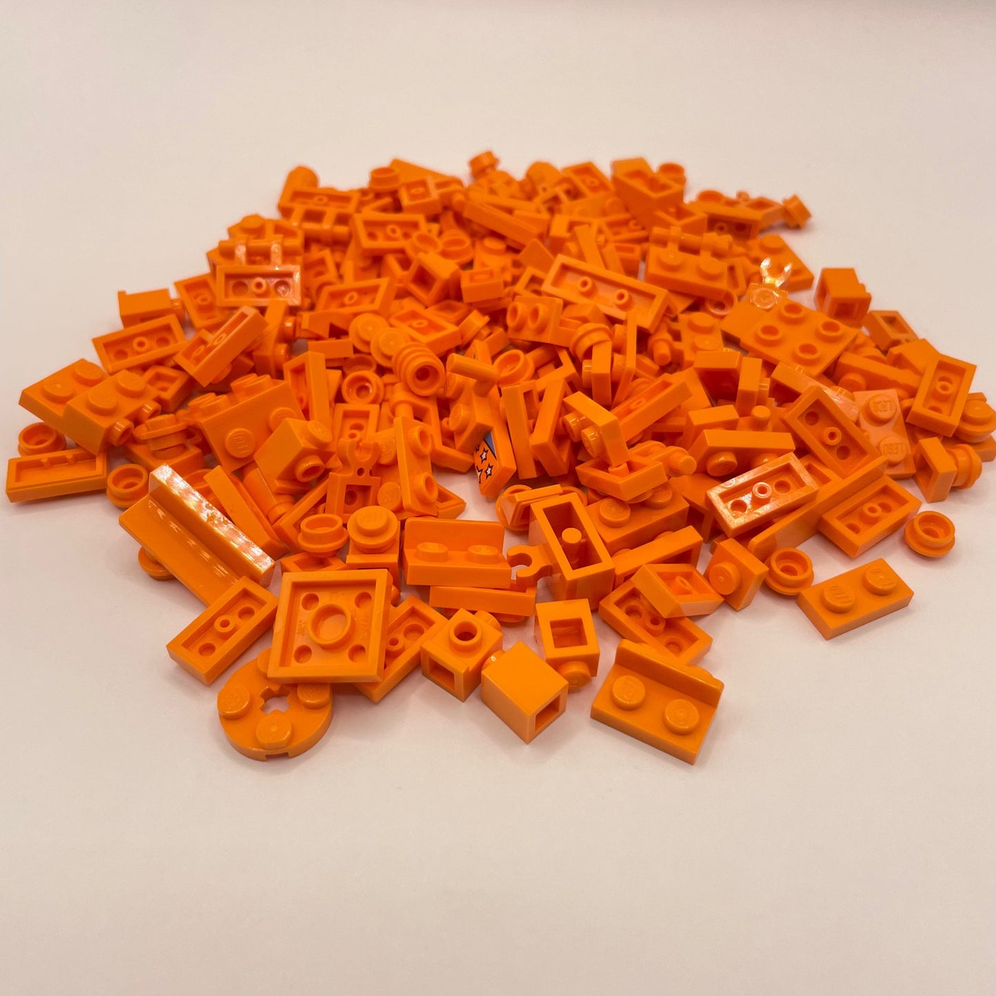 LEGO Small Mixed Pieces, Orange, Greebling, Approx. 65g